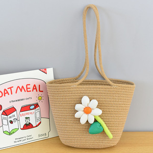 New fashionable <b>straw</b> woven <b>bag</b>, export style, floral shoulder <b>bag</b>, large capacity, handmade woven tote <b>bag</b>, beach tote <b>bag</b>. - Product Image 3