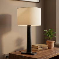 Lámpara de Mesa Moderna de Metal Negro, Simple, E26 AC LED, Regulable, con Pantalla de Tela, Luz Blanca Cálida, para Sala de Estar, Dormitorio, Hotel