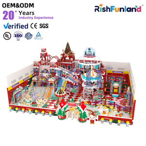 Aire de jeux intérieure durable pour enfants sur le thème de Noël, avec trampoline, piscine à balles et toboggan, pour centre commercial - Product Image 1