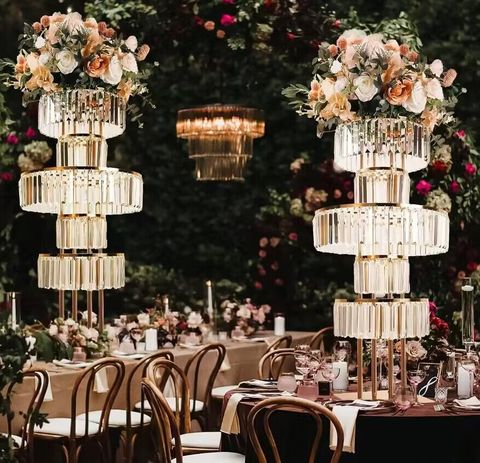 Acrylic Hanging Cake Stand - Elegant Wedding Decorative