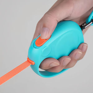 Correa moderna para perros de plástico y nailon, de liberación rápida, impermeable y ecológica. - Product Image 2