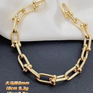 Hot Promoção de alta qualidade venda quente personalizado projetado fino ouro 18K ferradura em forma de chaveiro mulheres para homens 2023 novo