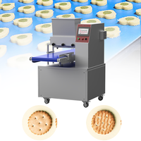 Ligne de production de biscuits et de gâteaux à écran tactile avec contrôle PLC, machine de formage et de dépose pour usine alimentaire
