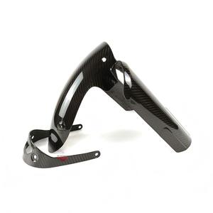 Carenado de Fibra de Carbono Completa para <span class=keywords><strong>Triumph</strong></span> Scrambler <span class=keywords><strong>1200</strong></span> <span class=keywords><strong>XC</strong></span>/XE, Ideal para Escalada, en Negro Carbono Seco - Product Image 1