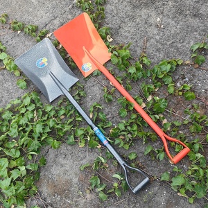 Herramientas Agrícolas <span class=keywords><strong>Tang</strong></span> <span class=keywords><strong>Shan</strong></span> Garden, Pala de Jardín con Mango en Forma de S, Hoja de 30x23cm, Mango de 80-100cm de Longitud, Garantía de 3 Años - Product Image 1