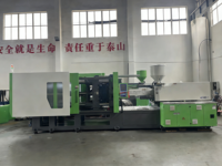 Machine de moulage par injection plastique Fuhong FHG 600 tonnes personnalisée pour la fabrication de tapis de sol en TPE pour voitures