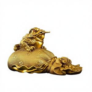 Ornements crapaud doré en laiton, cicade dorée à trois pattes, sac d'argent, cadeau d'inauguration de magasin, décorations de salon - Product Image 1