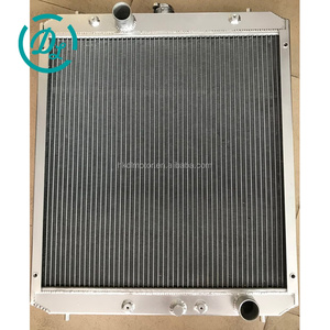 Radiateur de pelle hydraulique EexcavaStart ZAX70, réservoir d'eau ASSY, pièce 4479181, noyau en aluminium durable, refroidissement efficace, garantie 1 an - Product Image 1