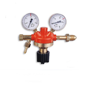 Manomètre à oxygène haute pression modèle européen GCE, régulateur de dioxyde de carbone tout en cuivre, manomètre à acétylène, régulateur d'oxygène, GLOOR - Product Image 2