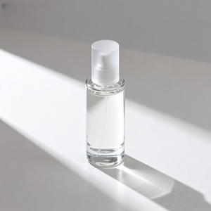 Moda femenina Uso diario Fragancia de viaje <span class=keywords><strong>Spray</strong></span> Aroma floral duradero en perfume de mujer en estilo niebla EE. UU. Stock - Product Image 1