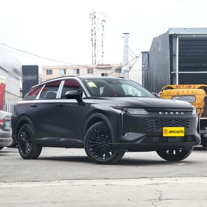 Auto Cherry Exeed RX 2025 Full Option 2.0 400t Explorer Edition FWD 7DCT Benzina SUV Usato a Basso Chilometraggio in Vendita - Product Image 3