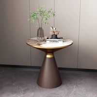 Table basse de style nordique, luxe léger, plateau en ardoise, structure en métal, design moderne pour salon, utilisation en coin de canapé, garantie de 3 ans