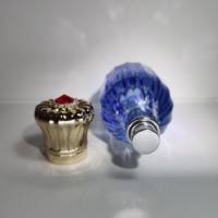 Botol Parfum Kaca Biru Bening 30ml Vintage Mewah, Tutup Logam Hot Stamping Mewah, Pompa Kosong untuk Wewangian dan Makeup