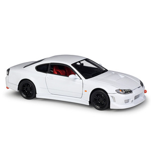 Welly 1:<span class=keywords><strong>24</strong></span> N Issan Silvia Super coche Metal coleccionable simulación Die Cast coche aleación modelo coleccionable regalo - Product Image 1