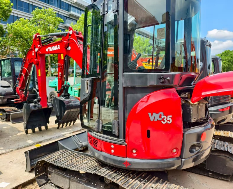 Низкий час Подержанный Yanmar Vio35 компактный экскаватор с гидравлическим большим пальцем для обработки материалов и озеленения