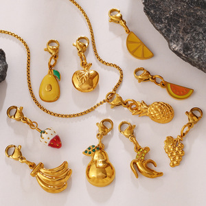Colgante de Oro de 18K Serie Frutas: Piña, Plátano, Fresa, <span class=keywords><strong>Manzana</strong></span> - Charm Hecho a Mano DIY - Product Image 3