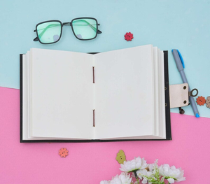 Diario de cuero con grabado de dragón gemelo 7x5, Grimoire con cierre C vintage, cuaderno hecho a mano con borde deshilachado - Product Image 6