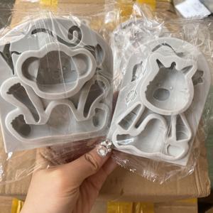 Molde <span class=keywords><strong>de</strong></span> Silicona <span class=keywords><strong>con</strong></span> Temática <span class=keywords><strong>de</strong></span> Animales León Elefante Mono Cebra <span class=keywords><strong>Jirafa</strong></span> para Hornear Galletas y Decorar Pasteles <span class=keywords><strong>con</strong></span> <span class=keywords><strong>Fondant</strong></span> - Product Image 2