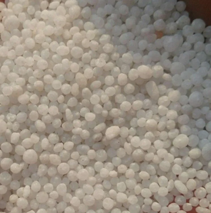 Gránulos de urea al 46% de grado agrícola, adecuados para todo tipo de suelos, universales para suelos ácidos, alcalinos y neutros. - Product Image 4