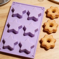 Moule à Donuts en Silicone Réutilisable à 6 Cavités, Forme Ours 3D, Mini Plaque de Cuisson, Moule à Gâteau en Silicone – Offre Spéciale