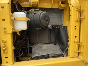 รถขุดตีนตะขาบ Komatsu PC130 7 มือสอง น้ำหนัก 13 ตัน เครื่องยนต์เดิม บุ้งกี๋ขนาด 0.53 ลูกบาศก์เมตร - Product Image 6