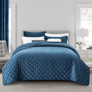 Juego de ropa de cama de terciopelo, edredón bordado cálido, personalizado, nuevo diseño, venta al por mayor - Product Image 2