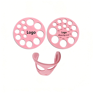 Regla Multifuncional Plegable de Silicona Suave con Diseño Geométrico de 360 Grados, Regla Hueca para Dibujo Matemático y Círculos - Product Image 1