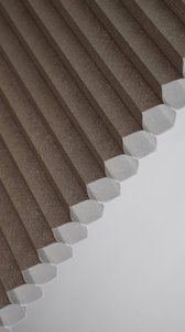 Stores en tissu alvéolé 100 % polyester de qualité supérieure, modernes, écologiques, imperméables et filtrant la lumière pour fenêtres - Product Image 3