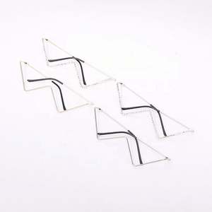 Gafas de Sol de Diamantes Retro de Lujo 2021 con Logotipo Personalizado, Gafas de Sol Femeninas con Protección UV400 y Pedrería, Monturas Triangulares para Mujer - Product Image 5