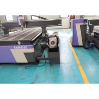 Routeur CNC 2 en 1 pour la gravure sur bois en plaque, les pieds de table, les outils de sculpture cylindrique, table de fraisage CNC 1325 avec rotation