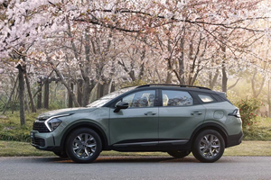 2025 <span class=keywords><strong>Kia</strong></span> <span class=keywords><strong>Sportage</strong></span> 2.0T benzina benzina SUV <span class=keywords><strong>nuovo</strong></span> arrivo ADAS 545L bagagliaio passo 2755mm 4WD offerta limitata 11.58K USD per - Product Image 4