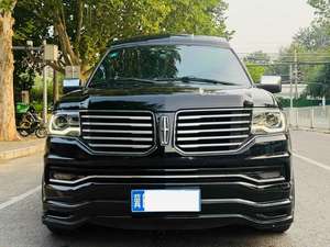 <span class=keywords><strong>Lincoln</strong></span> <span class=keywords><strong>Navigator</strong></span> 3.5T AWD de 4 Plazas Usado, Edición Personalizada de Fábrica - Product Image 5