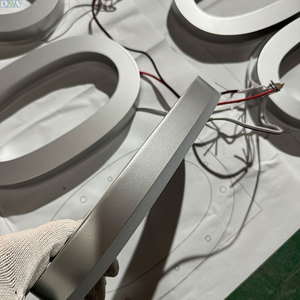 Cartello LED 3D luce-Up argento vernice opaca retroilluminata lettere numeri civici per le decorazioni aziende ospedali residenziali - Product Image 2