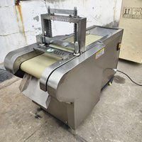 Machine voor het snijden van walnoten, pijnboompitten, amandelen en gedroogd fruit; Machine voor het snijden van fruit, groenten en rode dadels