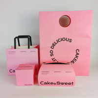 Boîte de papier kraft découpée en rouleau de qualité alimentaire de luxe personnalisée avec sac en papier et tasses à café