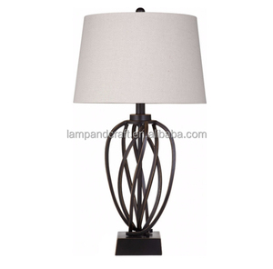 Lampe de table en laiton pour les marchés américain, britannique et moyen-oriental - Product Image 6