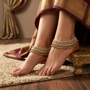 สร้อยข้อเท้าผู้หญิงแบบ Kundan ประดับมุก โลหะผสมชุบโรเดียม งานแต่งงานอินเดียแบบดั้งเดิม แฟชั่นคลาสสิกสำหรับงานปาร์ตี้ - Product Image 3