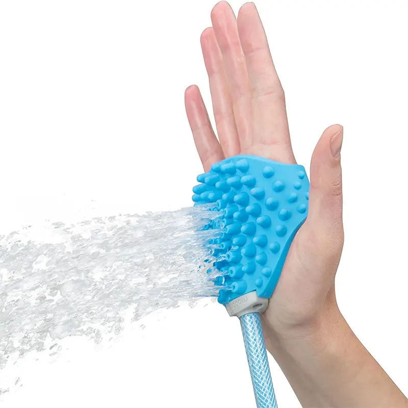 最新の人気プラスチックラバーポータブル犬のシャワー簡単にインストールペット用品水スプレーペット入浴シャワー
