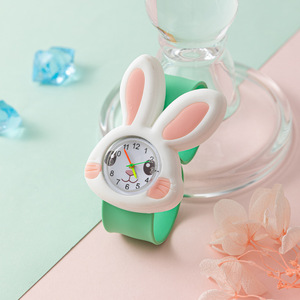 Nouvelle montre pour enfants, mignonne, avec des étoiles de dessin animé, un arc-en-ciel, une licorne, en quartz, en silicone, avec aiguilles, idéale pour les petits garçons et les petites filles, idée cadeau parfaite - Product Image 5