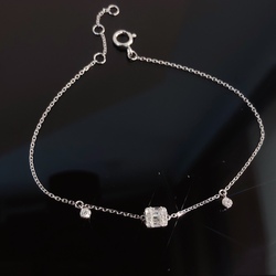 18K white gold
