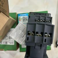 Contactor de CA LC1D32M7 TeSys para control de motor, trifásico, 3 polos, para panel de automatización de centros de control de motor, nuevo.