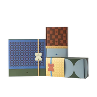 Boîte cadeau rigide de luxe avec logo personnalisé, doublure en éponge, emballage de Noël, vente en gros, directement de l'usine, recyclable