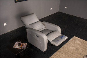 Silla <span class=keywords><strong>reclinable</strong></span> de cuero genuino para el hogar, sillón cómodo de <span class=keywords><strong>diseño</strong></span> moderno de lujo para ocio, sala de estar, con batería - Product Image 4