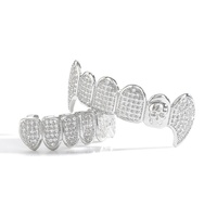 G027 Grillz Hip-Hop Européen et Américain, plaqué or, 6 pièces, en forme de crâne, pour hommes, accessoires dentaires dorés imposants et super cool