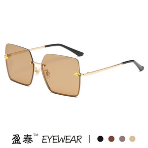 Yingtai Eyewear <b>Square</b> Sunglasses Metal <b>Frame</b> <b>Gold</b> Color UV400 Protection Unisex - Product Image 3