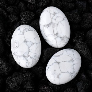 Piedra de Palma de Turquesa Blanca Natural de Alta Calidad al por Mayor para Decoración del Hogar y Energía - Product Image 3
