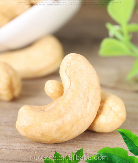 Деревянные жареные орехи кешью с кожей