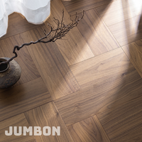Parquet en noyer noir massif, finition UV, plancher en bois dur pour la rénovation d'appartements haut de gamme