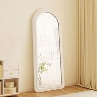 Espejo de cuerpo entero moderno nórdico personalizado con arco, estilo crema, marco de tela suave, decorativo, para sala de estar, de vidrio.