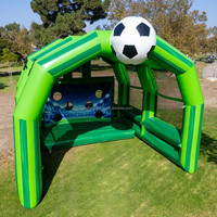 Jeu de tir de football en PVC hermétique pour le carnaval Cible de football gonflable avec pompe à air